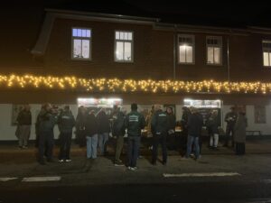 Ringridderpølser og politik i Bovrup fredag den 7. november 2025